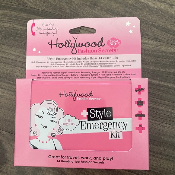 Hollywood Fashion Secrets Style Emergency Kit - Picture 2 of 4